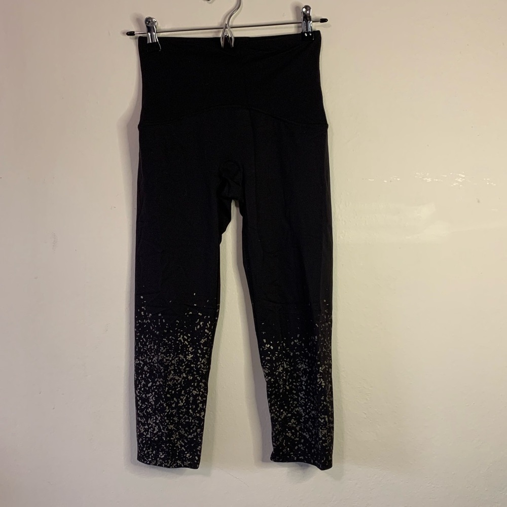 Spanx Gold Splatter Cropped Leggings